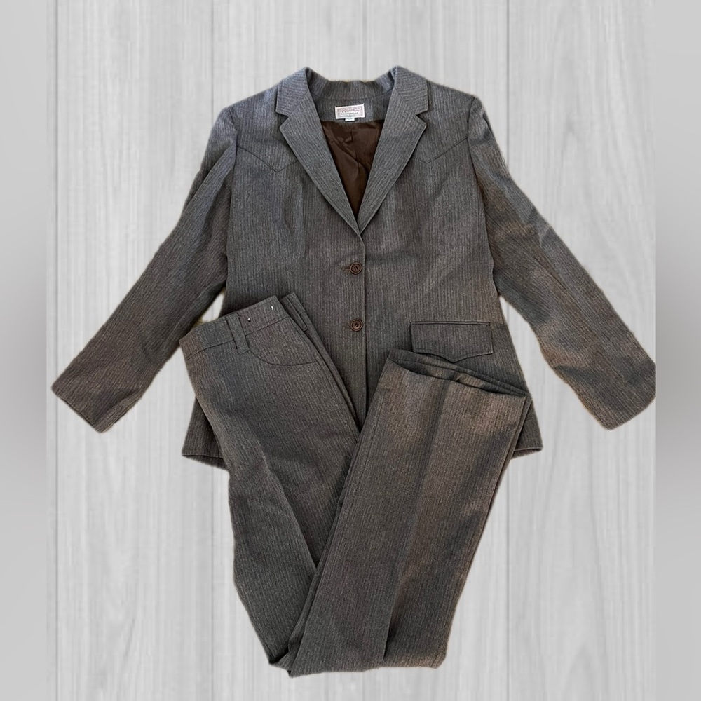 Western Vintage Woman’s Two Peice Suit
